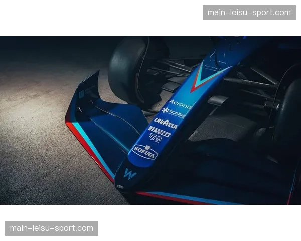 巴林站第38圈，阿尔本赛车制动系统过热引发虚拟安全车