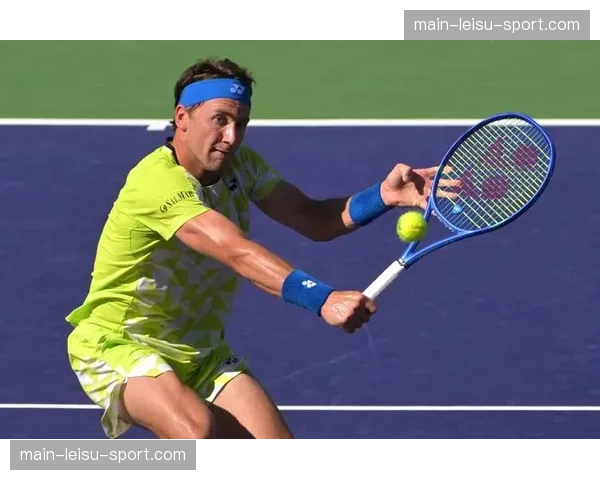 印第安维尔斯网球大师赛：阿尔卡拉斯三盘苦战卫冕成功